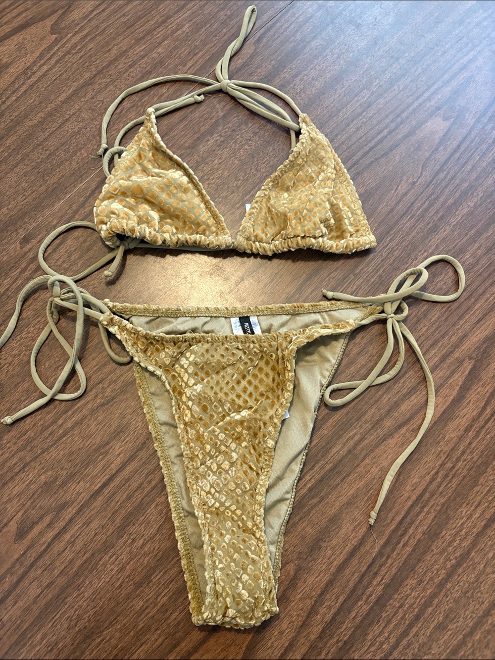 PrettyLittleThing Size 6 Olive Devour Velour Textured Triangle String Bikini Set